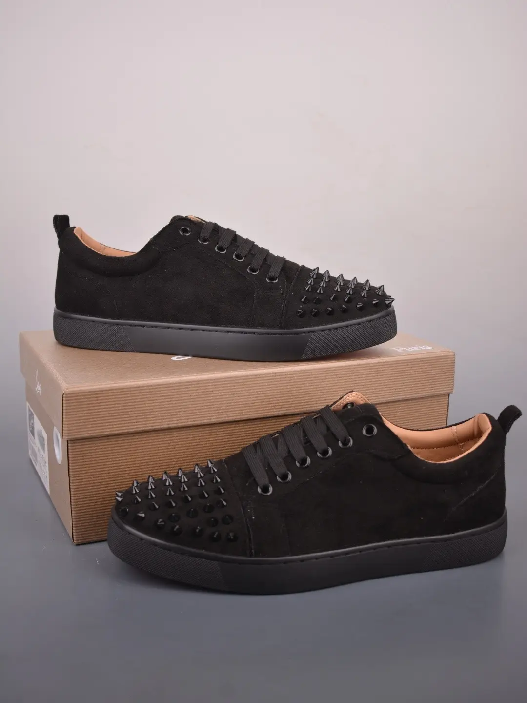 Men's Studded Suede Low Top Sneakers - Black, Comfortable, Stylish Design, Ideal for Casual Wear