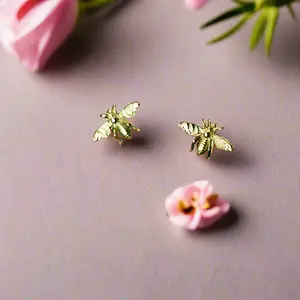 Bee Studs