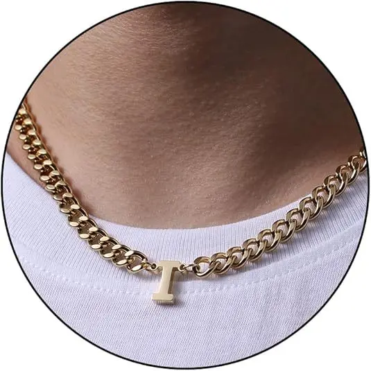 I letter necklace (gold)