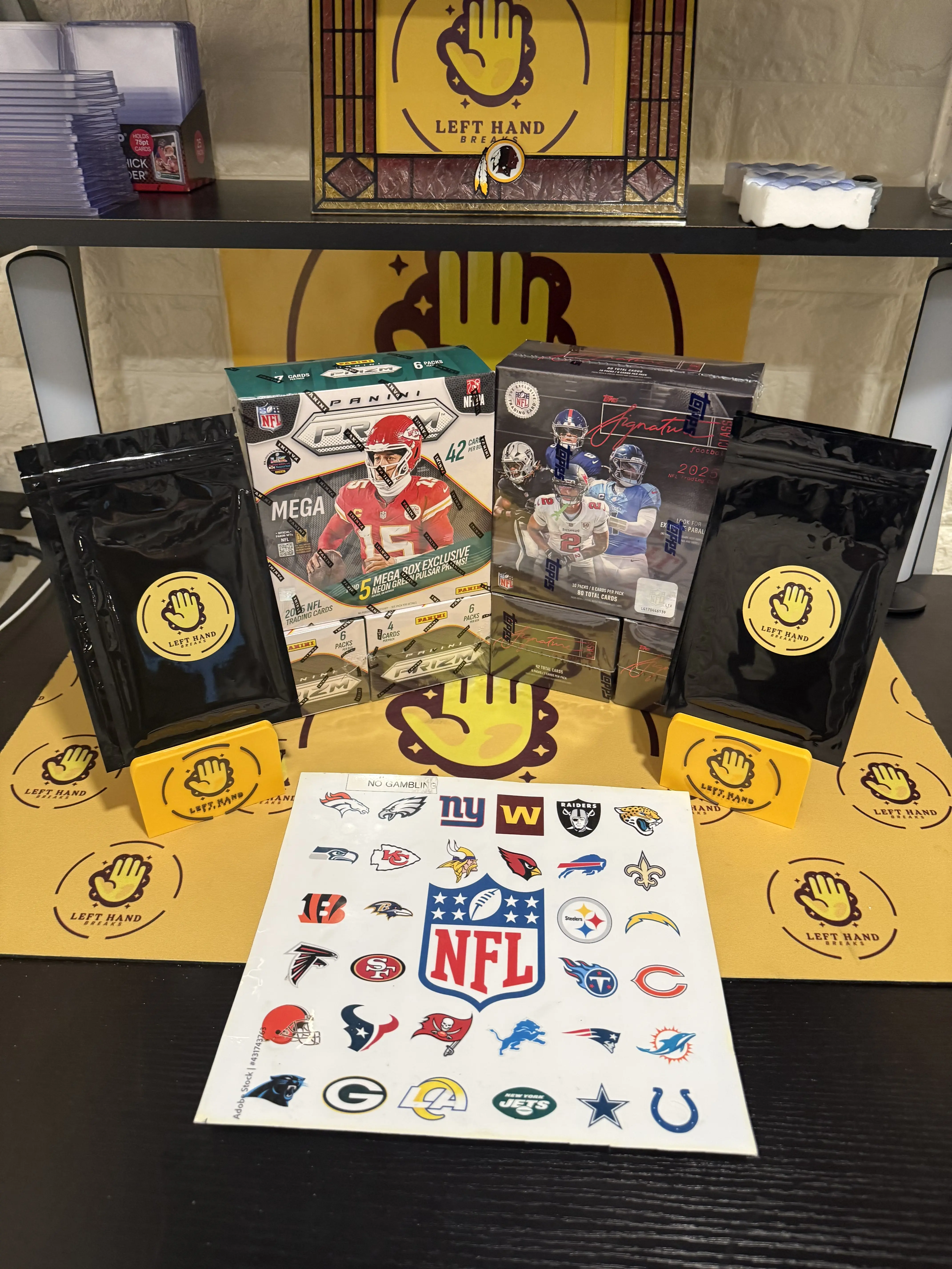 2025 Mixer 2 '25 Topps Signature Class Blaster 1 Mega 2 '25 Prizm Blaster 1 Mega and 6 LHB Repacks