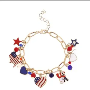 Stylish Flag Charm Bracelet - Dainty Adjustable Accessory for Women, Fashionable Daily Wear Jewelry