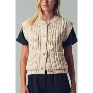 Chunky Knit Sweater Vest: Cream