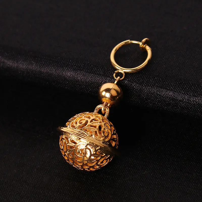 Yugong, a tiger ear with a golden clip