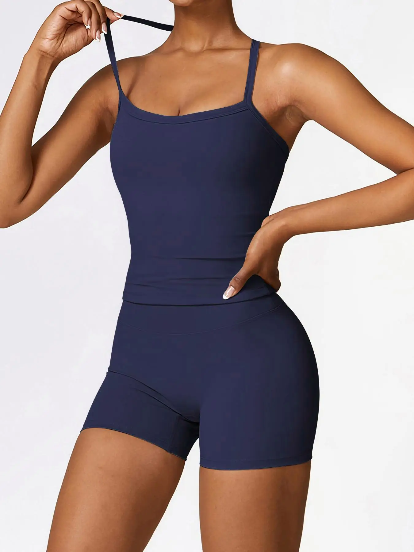 Two-Piece Set Women's Solid Backless Halter Crop Cami Top & High Waist Shorts Set, Casual Sleeveless Top & Skinny Shorts for Daily Wear, Ladies Two-pi