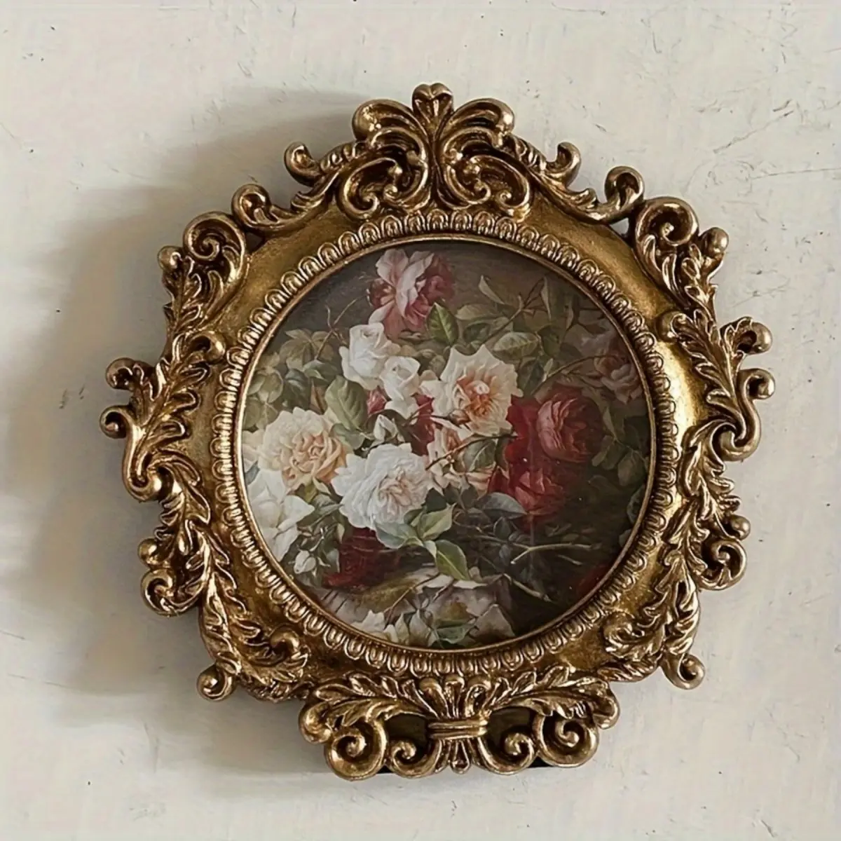 Vintage Gold Round Photo Frames (4x4 in) - Antique Ornate Small Indoor Frames with Removable Hooks, Easel Stand, Universal Wallet Size Victorian Home Decor for Gallery Wall, Tabletop