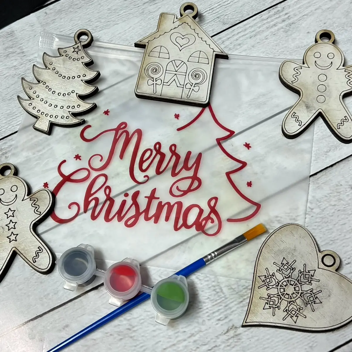 Color Me Ornament Set