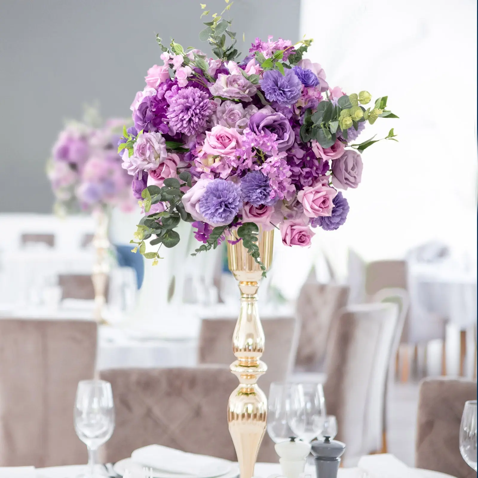 22-Inch Lavender Lilac Silk Flower Grand Centerpiece - Pre-Arranged Faux Floral Arrangement Bouquet Centrepieces with Artificial Rose, Hydrangea & Chrysanthemum Ball for Wedding Decor, Faux Floral Arrangement Centrepieces, Flower Balls, Wedding Centerpiec