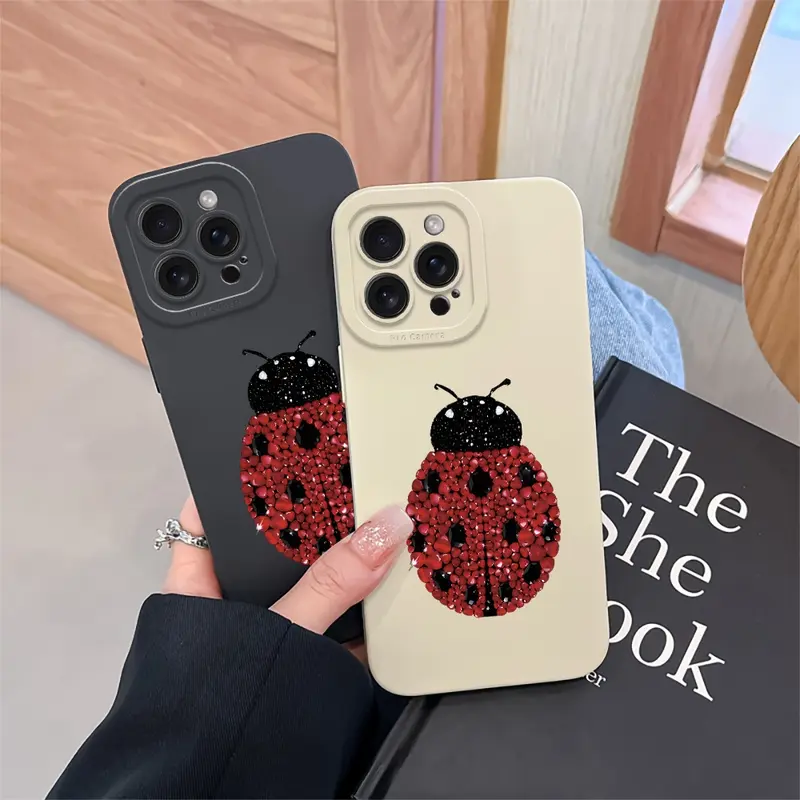 A Creative Crystal Ladybug Pattern Frosted Phone Case, Suitable for iPhone 17 Air/16 Plus/15 Pro Max/14 Pro/13/12/11/XS Max/X Phone Case, Ideal Gift for Family, Friends, Lovers, Boyfriend, Girlfriend, Best Choice for Holiday Gifts MS512