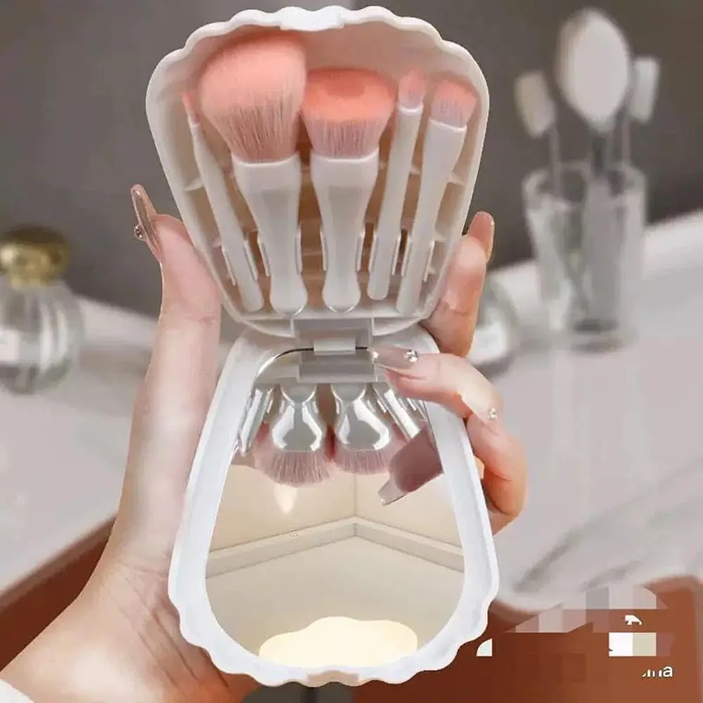 5 Piece Mini Makeup Brush Set with Shell Case & Mirror, Portable Face & Concealer Brushes with Synthetic Fiber Bristles for Travel, Face Makeup Brushes