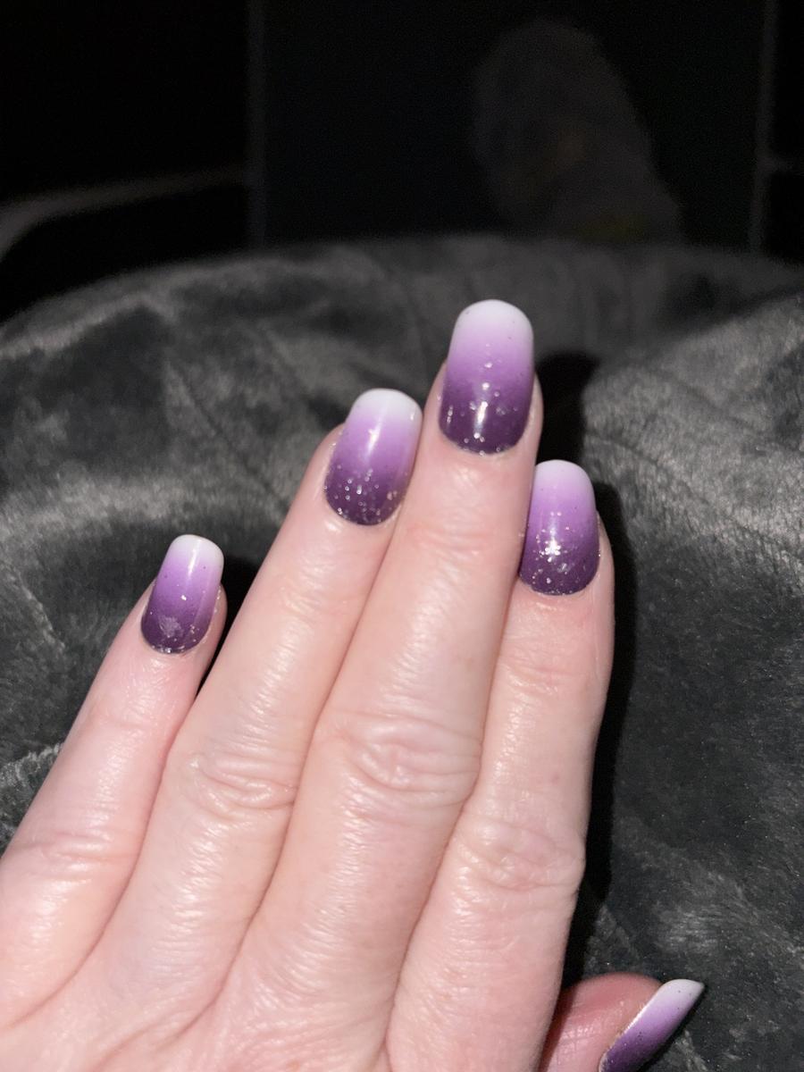 Item: Plum Shine Gel