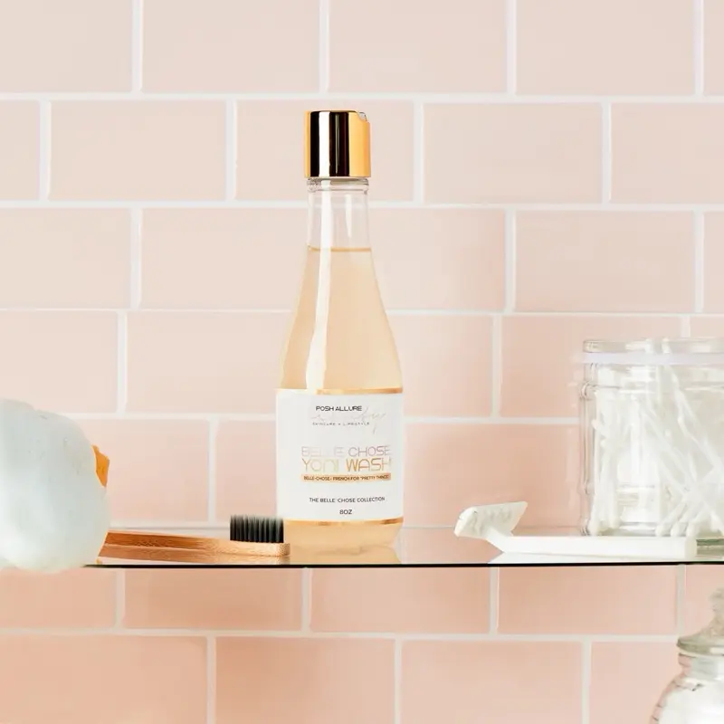 Belle Chose Feminine Wash - Gentle Cleansing Formula for Sensitive Skin - 8oz Bottle