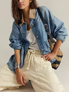 Women's Contrast Collar Loose Denim Jacket, Vintage Washed Patchwork Collar Casual Denim Jacket with Big Pockets, Versatile Style for All Occasions