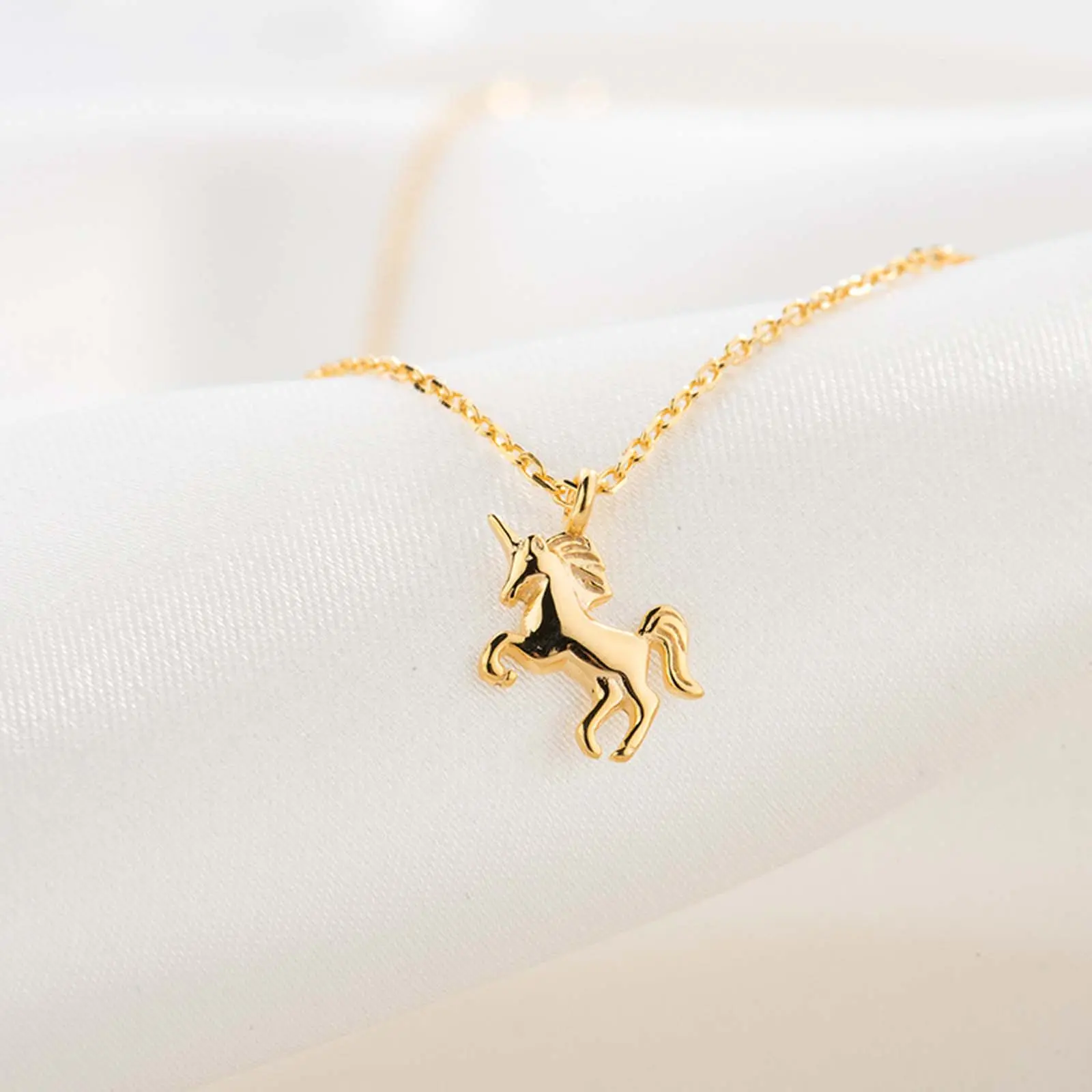 Women's Minimalist Dreams Pendant Necklace - Adjustable Short Chain, Artificial Gemstone Jewelry with Fantasy Pendant, Unicorn Shaped Design, Optional Card Color Gift, Fantasy Pendant Necklace