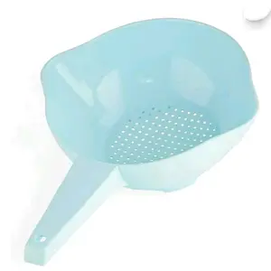 Tupperware 1 quart colander/ strainer