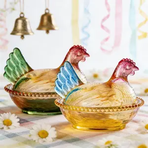 Hen on Nest Glass Dish Crystal Glasses Candy Dish with Lid Hen-Shaped Chicken Fruit Bowl Dessert Snacks Plate Retro Bowl Jar for Home Office Tabletop Decor Kitchen Candy Jars