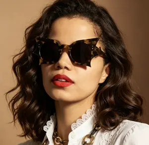 Bat Design Sunglasses for Halloween! Lightweight & fashionable for parties or daily wear. Complete your spooky season look.