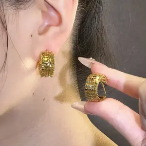 Super Sparkle Honeycomb C-Hoop Earrings Stylish Unique Design High-Glossy Earrings for Women