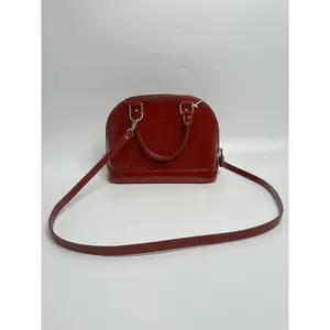 Pre-owned Louis Vuitton leather Crossbody Bags Alma BB Monogram Vernis Crossbody Bag SH374LV