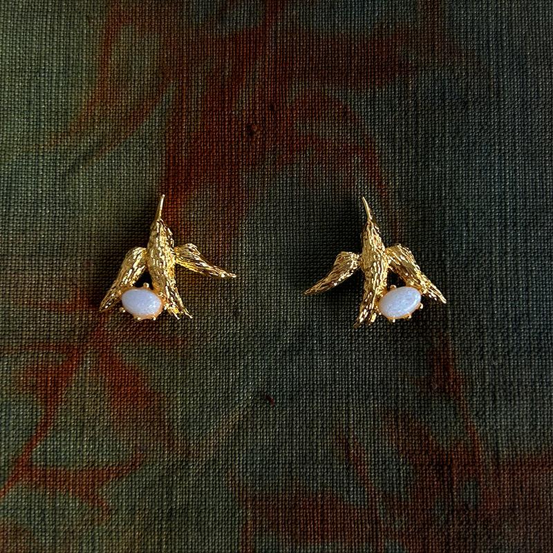 YEAHLOVE Vintage Swallow Bird Gemstone Statement Earrings | Retro Dainty Jewelry for Everyday Wear, Gifting & Good Fortune