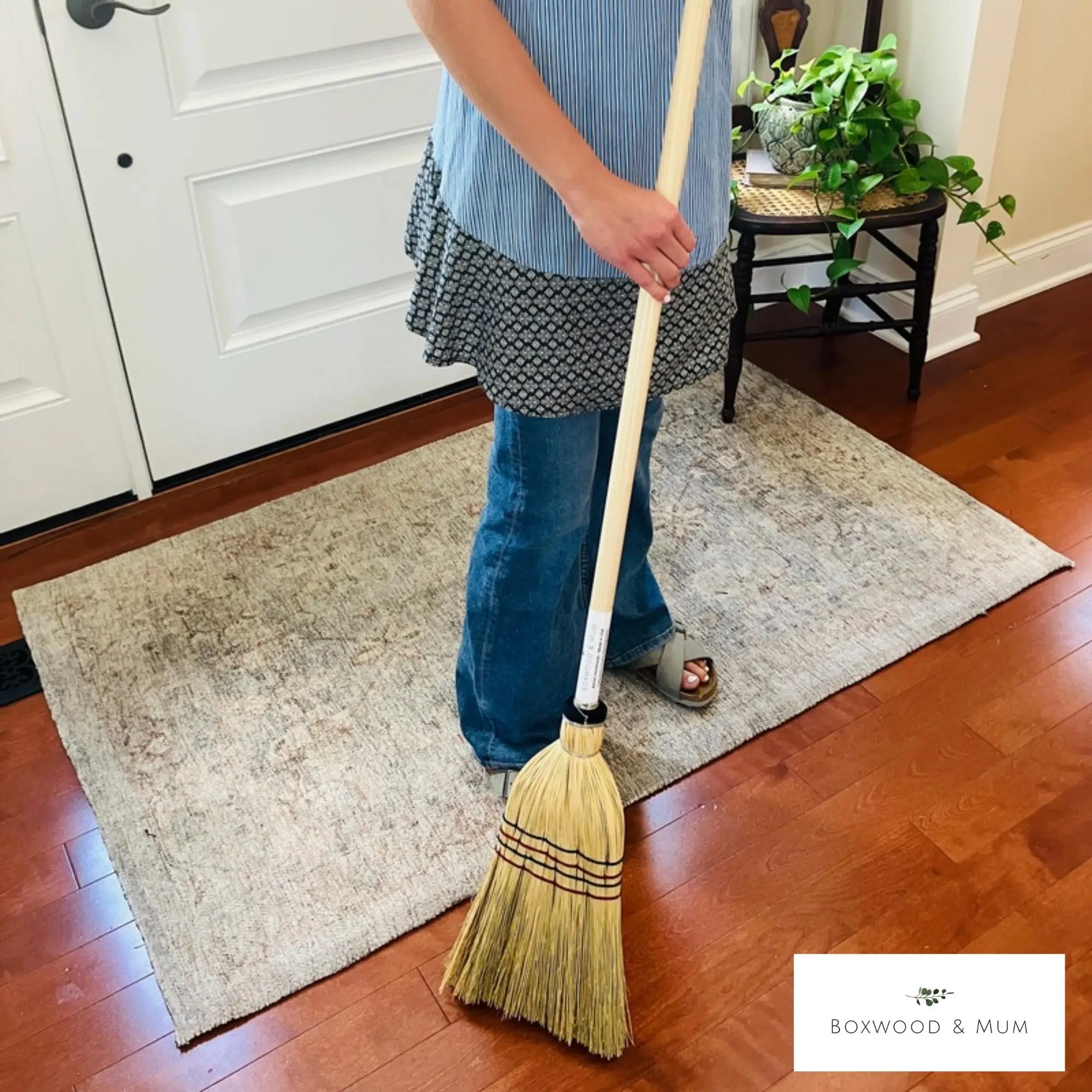 Amish Handmade Natural Corn Wooden Standing Broom - Home Care Tool, Kitchen Cleaning Supplies, Traditional Farmhouse Essential, Ideal Gift