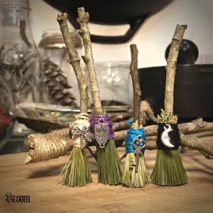 Mini Free Standing Witches Ritual Besom Broom Decor Nature