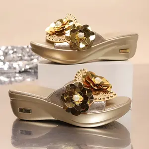 Women’s Sequin Flower Sandals 2025 – Thick-Soled Ethnic Style Outdoor Slides – Fashionable Summer Slippers – Floral Wedge Platform Sandals