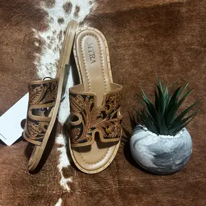 Carmina Anne Sandals