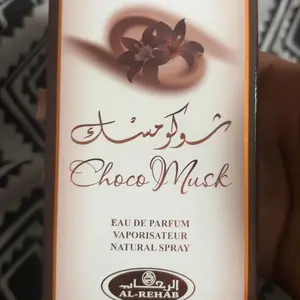 Al-Rehab Choco Musk Eau de Parfum Spray for Women 1.65 oz/50 ml Aromatic Fragrance with White Musk Milk Chocolate Vanilla Cinnamon Rose Sandalwood Myrrh Amber Spicy Notes