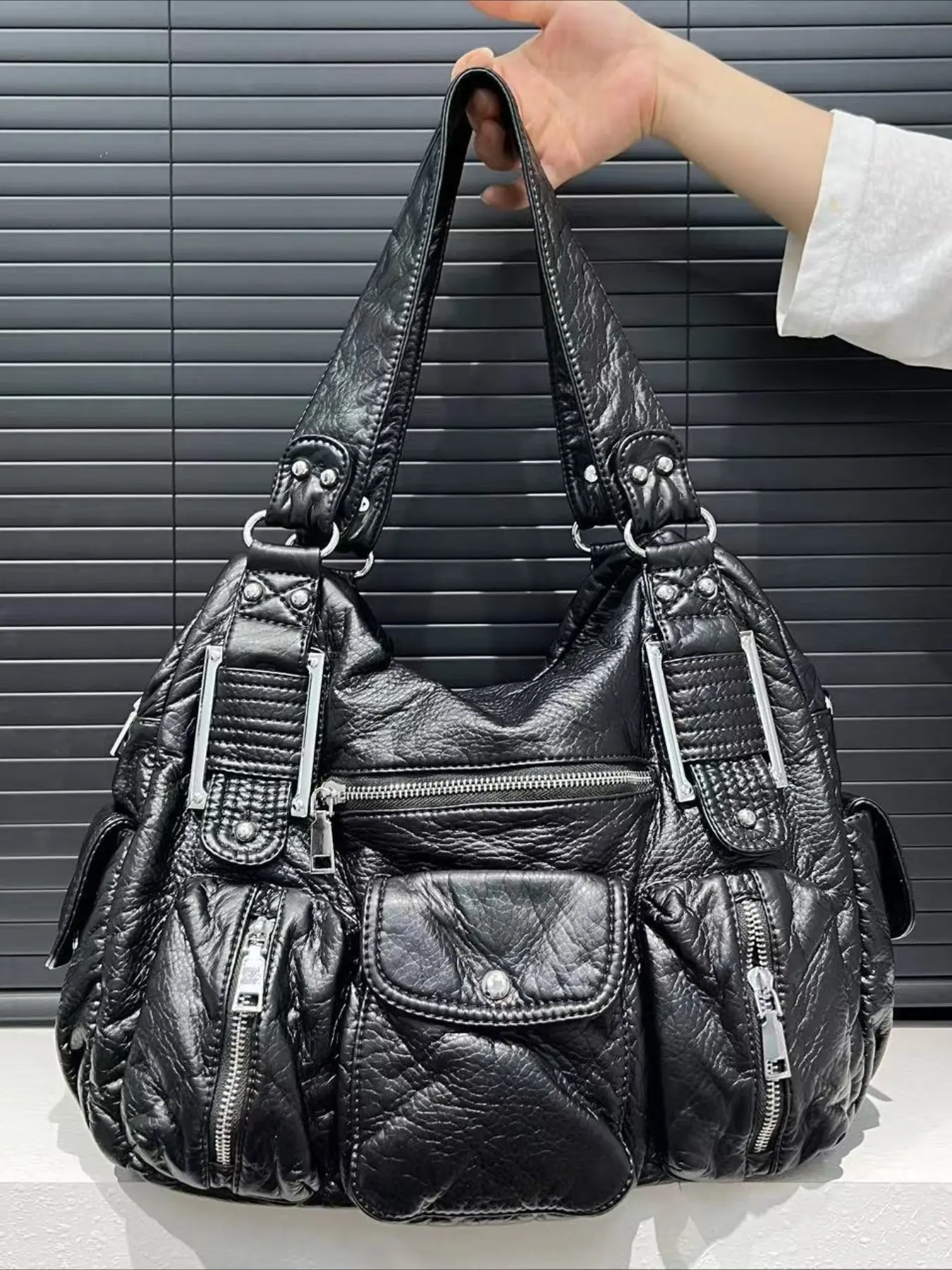 Ladies' fashionable tote bag, personalized Y2K hot girl motorcycle bag, washed vegan large capacity multi pocket single shoulder crossbody bag, Everyday crossbody bag, Casual shoulder bag, Casual Bags, Handbag Shoulder Bag