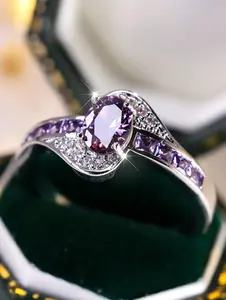 1 PC Ring Women Sparkling Purple Zirconia Ring For Women Gentle Light Luxury Ring For Brides Gorgeous Wedding Jewelry Engagement Ring