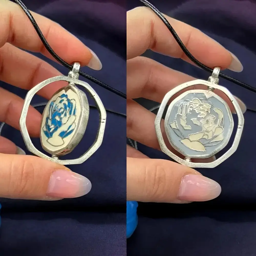 Elegant Blue Rose Pendant Necklace - Cartoon-Inspired Design for Ekko & Jinx Fans, Ideal Gift for Men & Women, Perfect for Parties & Special Occasions pendant necklace lover pendant gift