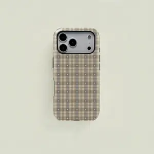 Vintage Plaid Heart Pattern Protective Phone Case, Durable Two-In-One Protection,phone Case Suitable for Iphone 11/12/13/14/15/16/17 Pro Promax Plus Air and Samsung S22/S23/S24/S25 Plus Ultra Fe