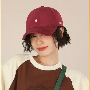 N-letter embroidered duckbill cap for sun protection and small face, versatile soft top baseball cap for men and women