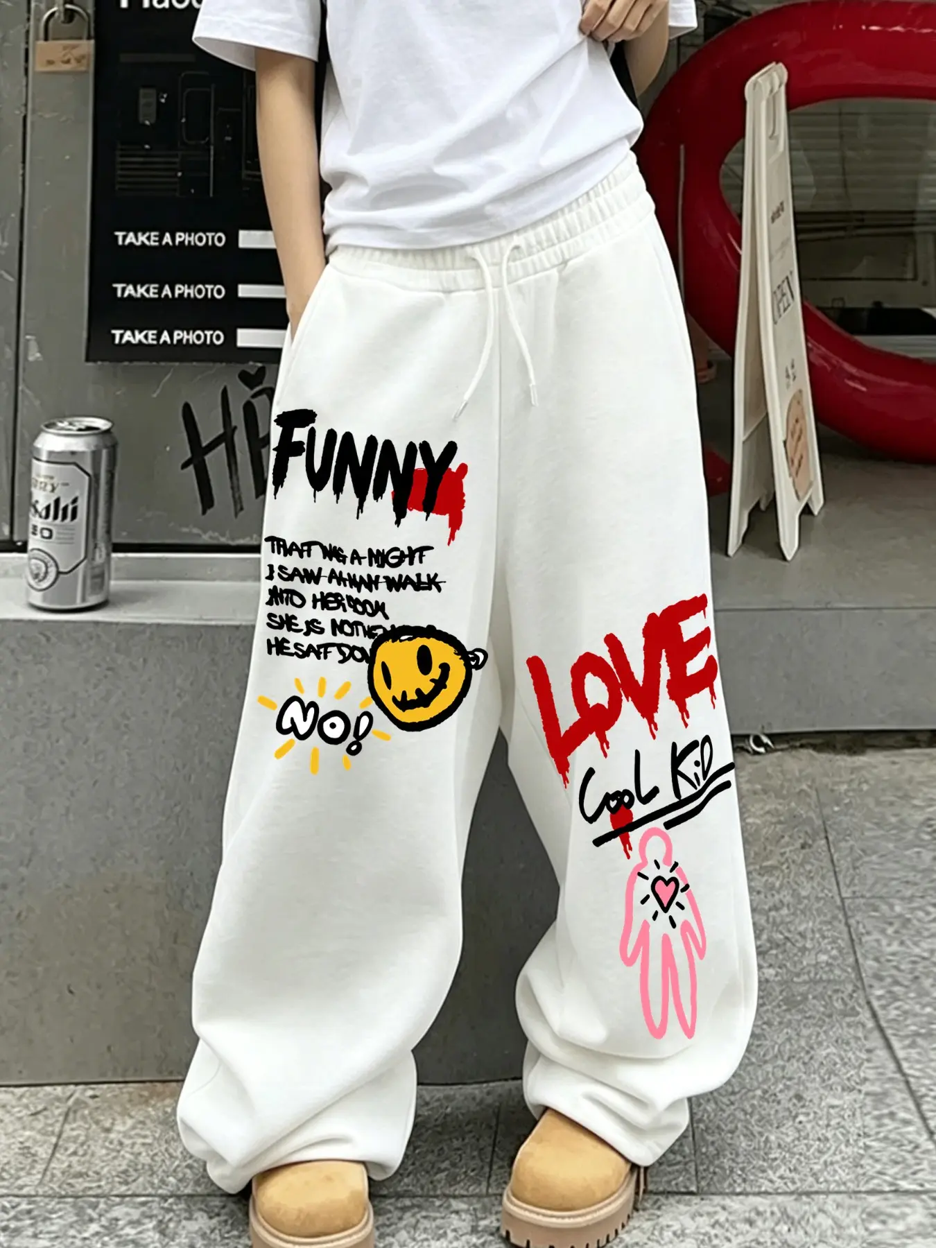 Men's Sports Pants, Casual Street Style, Creative Smiley Graffiti Letter Print, Comfortable Versatile Sweatpants, Spring & Fall