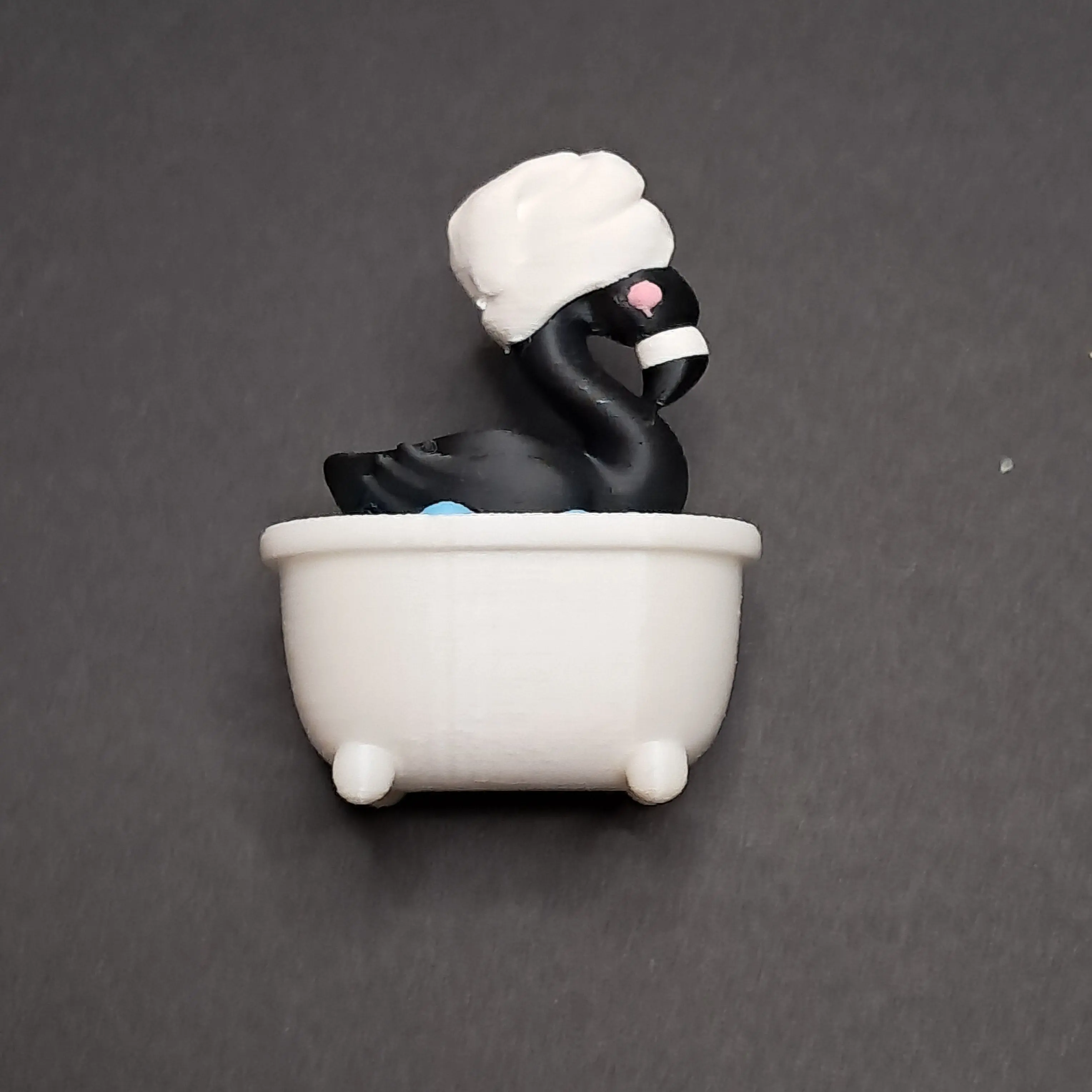 3D Printed Flamingo-in-a-Bathtub Fidget Clicker Funny Keychain, USA-Made Sensory Toy, Kawaii Prom Accessory, Comedy Keychain Decor Gift