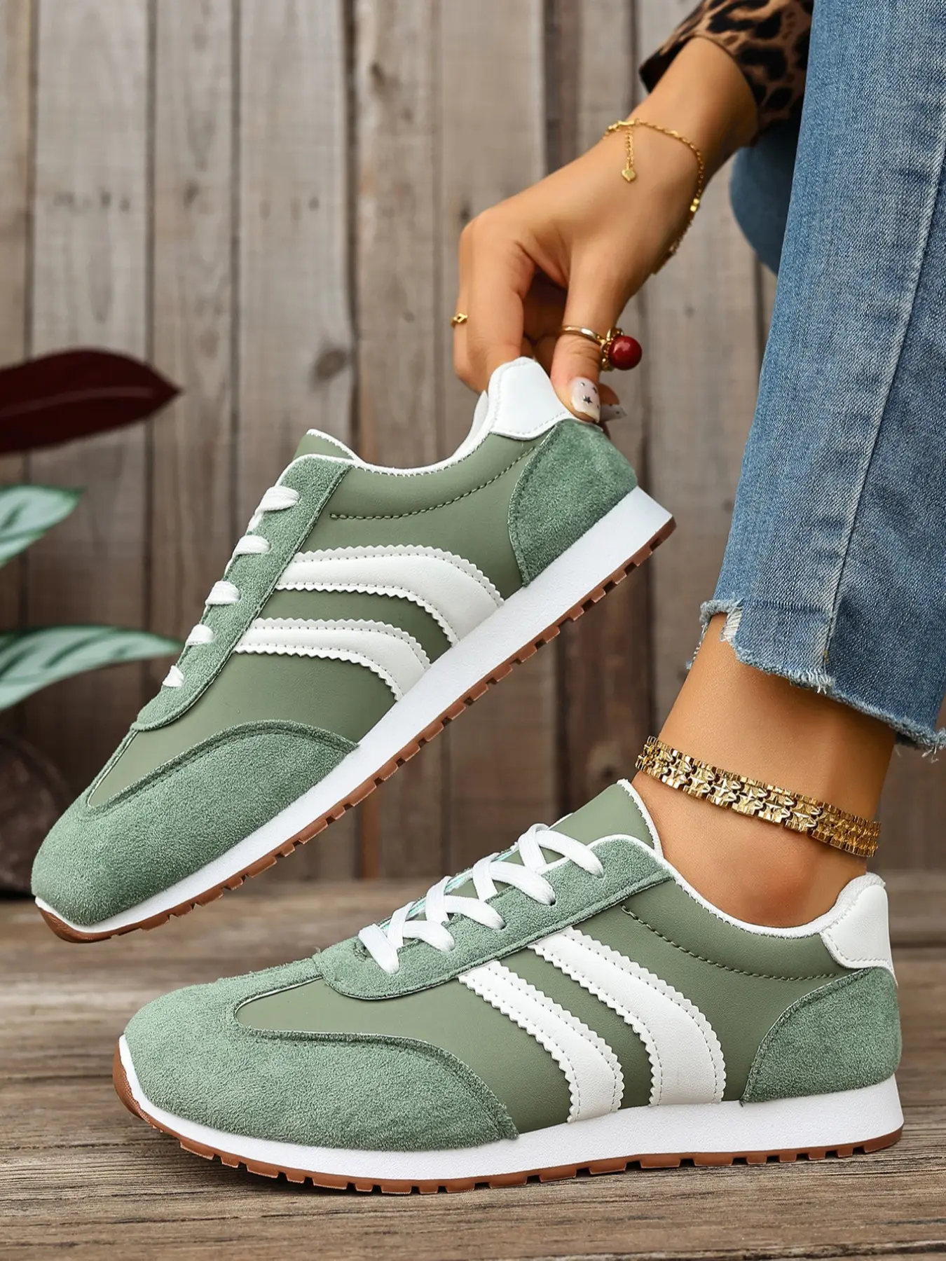 New Spring Autumn Thick Sole Casual Shoes, Thick Soled Sneakers, Anti-Slip Dual Stripe Decorative Sporty Women's Fashion Sneakers, Slip Resistant Sneakers, Ladies' Comfortable Leisure Shoes, Trendy Walking Sneakers, Non Slip Sneakers