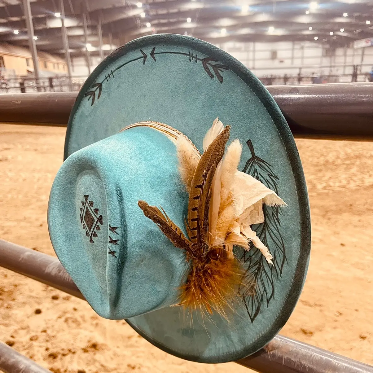 Custom burned hat | hand Burned hat | customized wide brim hat | branded wide brim hat | burned felt hat | western hat | Nashville style hat | concert outfit | country music outfit | Fort Worth outfit | cowboy hat | cowgirl hat | felt hat | etched hat | b