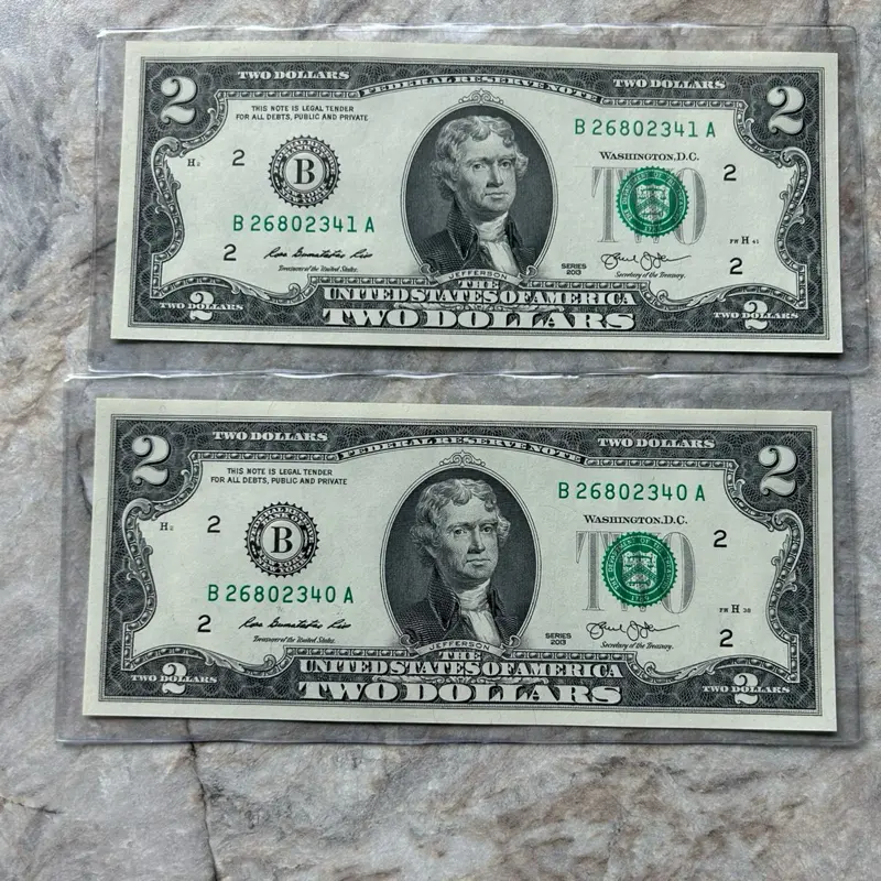 TWO DOLLAR BILLS - $2 UNCIRCULATED -2013 New York Fed. 2 Bills per Lot. Sequential Order.