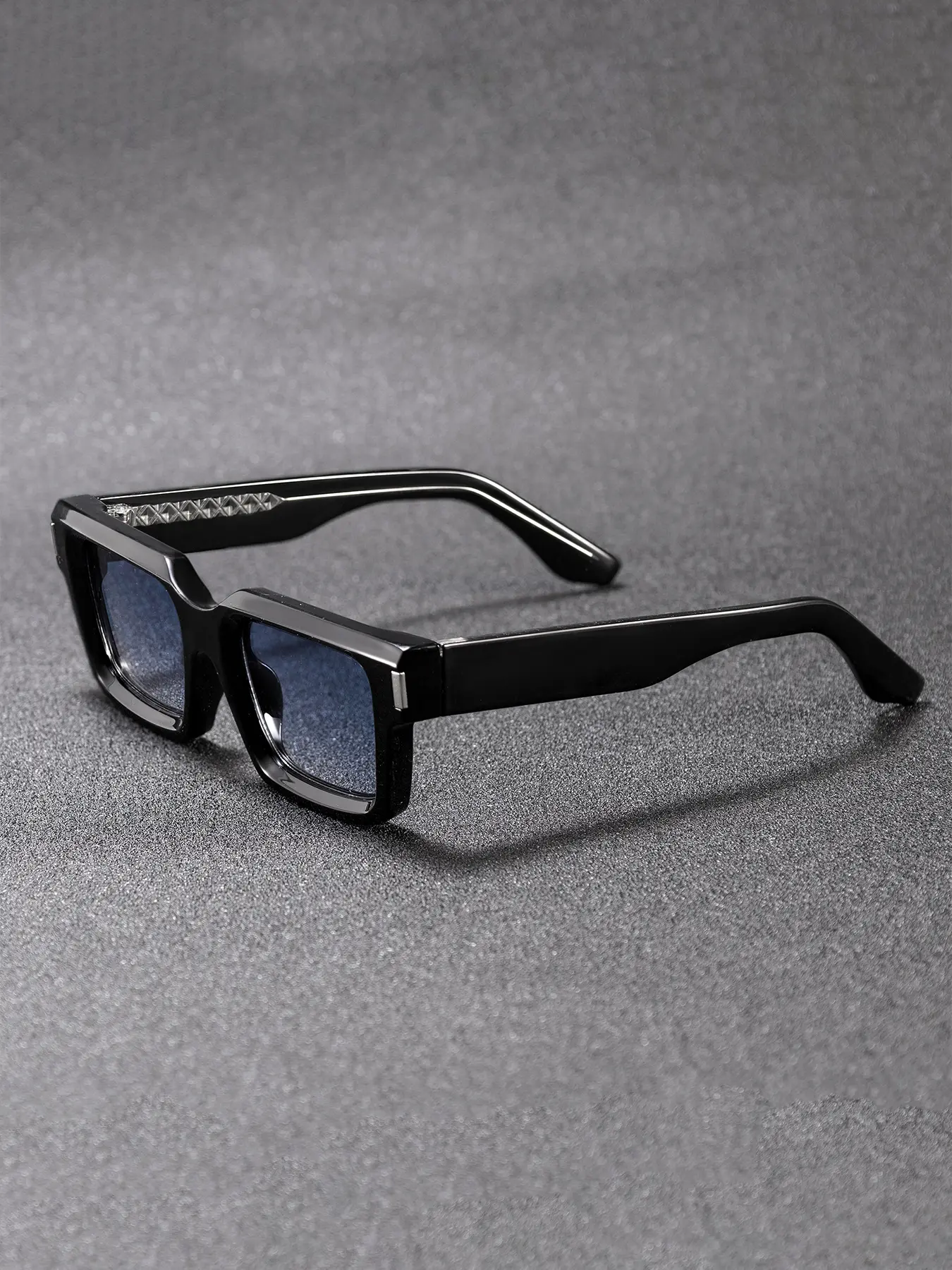 CATERSIDE Unisex Retro Hip-Hop Sunglasses Uv400 Protection, Casual Square Cp Frame, All-Seasons Wearable, Ideal for Driving & Gifts