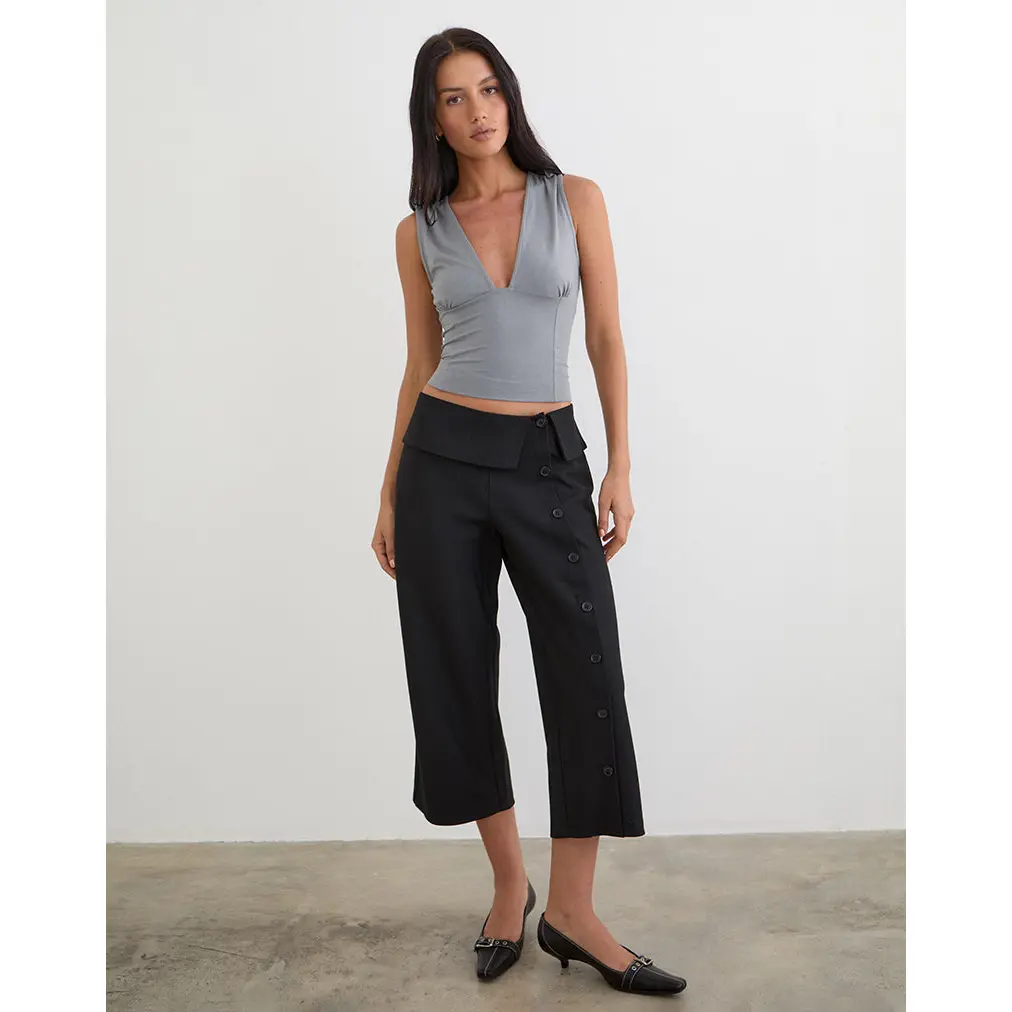 Wamari Capri Trouser in Tailoring Black