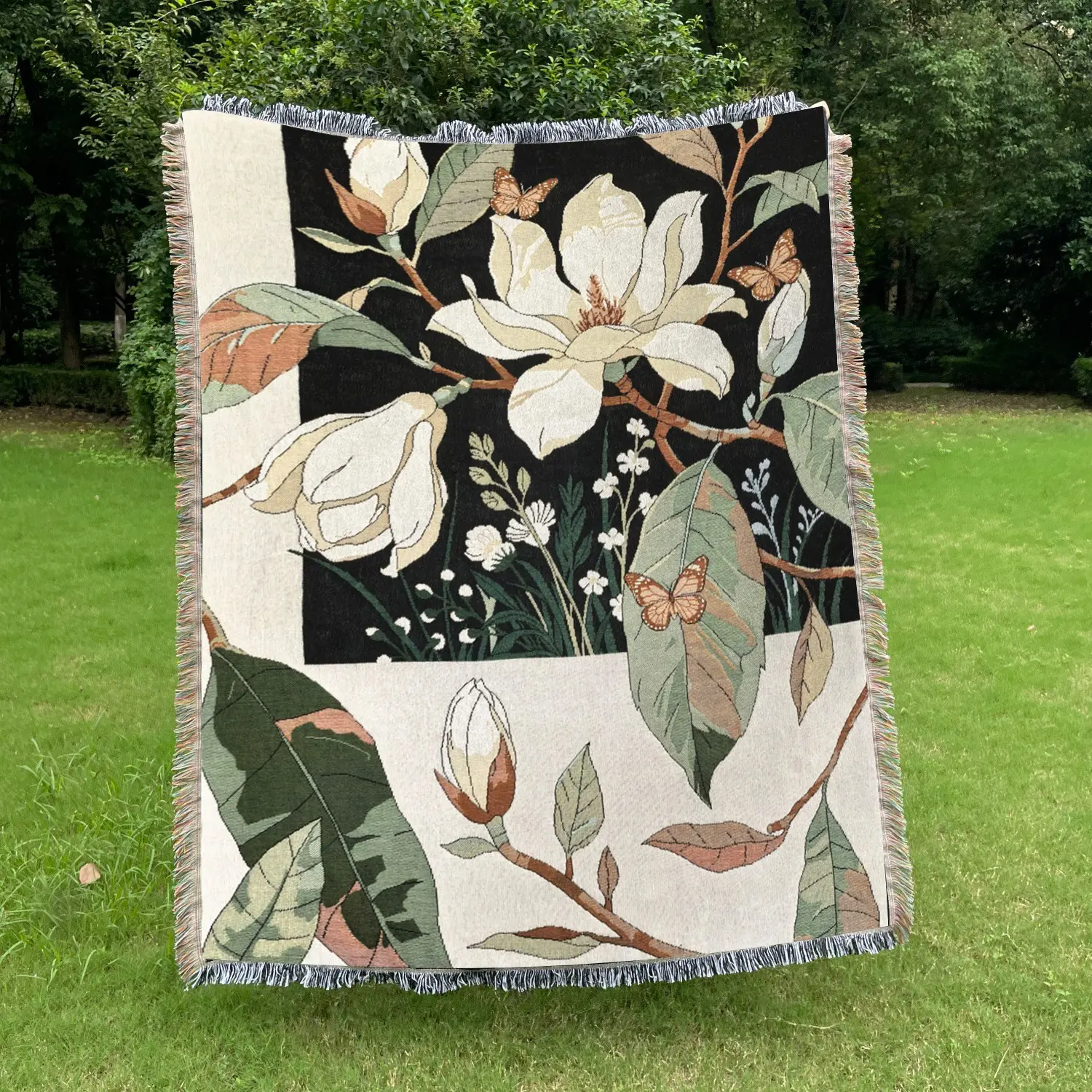 Blooming Magnolia Pattern Bohemian Fringe Multi-Functional Bed Blanket, Tapestry, Camping Blanket, Soft Cozy Blanket, Yarn Knitted, Thick and Breathable, Non-Print, Fade-Resistant, Pilling-Free, for Home, Office, Travel, and Picnics