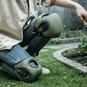 A pair of gardening knee pads, outdoor weeding knee pads, landscaping knee pads, work protection knee pads, and household chores elastic sponge knee pads.