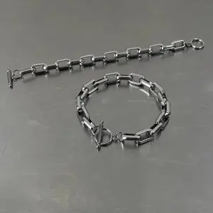 1pc 's Heavy Duty Interlocking Link Stainless Steel Bracelet - Heavy Chain for Everyday & Formal Wear, Birthday/Christmas/Graduation Gifts for - Durable 's Jewelry for Parties & Everyday Use - Stylish Interlocking Chain Design, Geometric Pattern