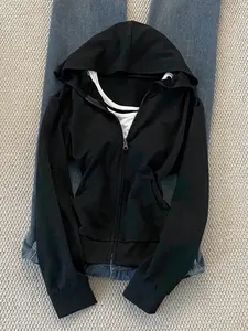 Women's Hooded Sweatshirt, Fitted Long Sleeve, Fashionable Streetwear, Casual Vintage Style, Comfortable All Seasons, Simple Campus Wear