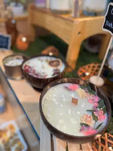 Coconut Bowl Candle | Eco-friendly | Decorative | housewarming | birthday | gift | custom scent candle | coconut and soy wax candle