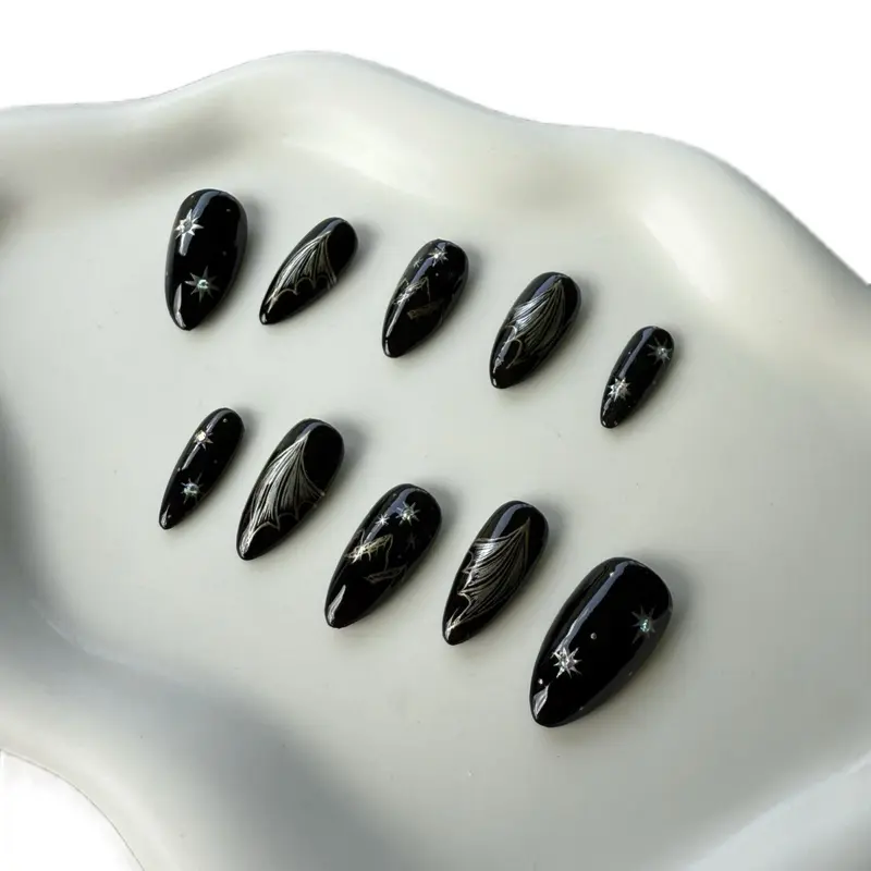ACOTAR Press on Nails - Black Nails with the Famous Bat Boys Wings & Mount Ramiel