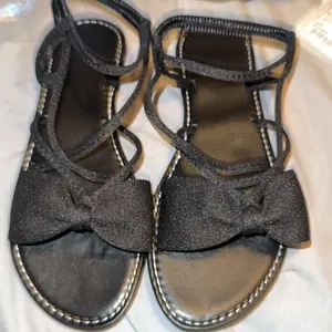 Women's Fashionable Bowknot Design Cross Band Sandals, Casual Comfortable Breathable Sandals for Beach, Fashionable Shoes for Daily Wear, Summer, Footwear for Beach