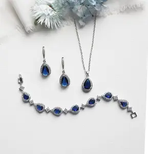 Addison Sapphire Gold Jewelry Set
