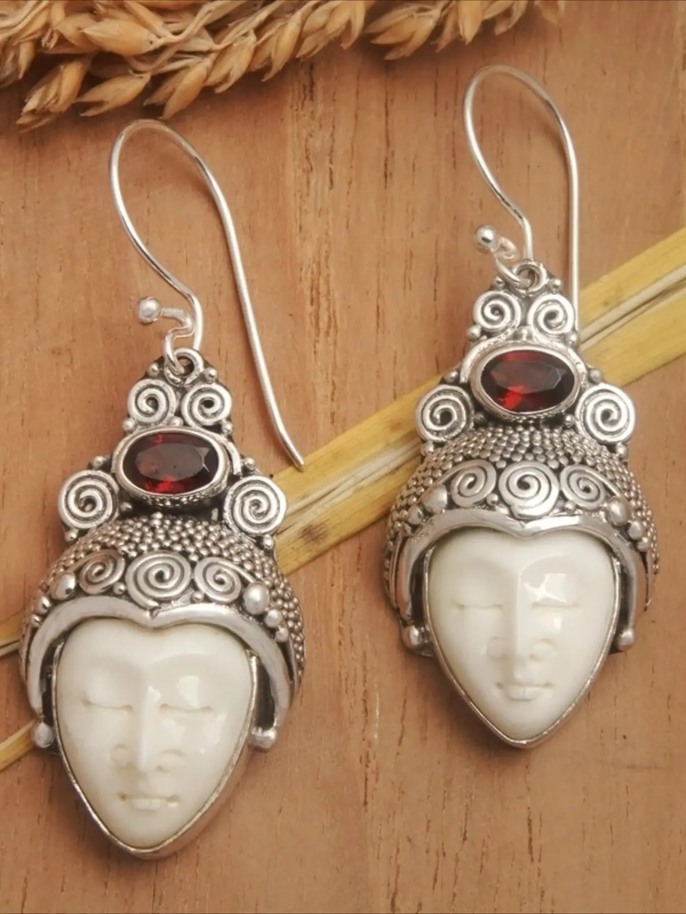 One Bohemian Face Pendant Earrings for Women, Luxury Jewelry Perfect for Christmas & Anniversary Gifts for Loved Ones The Perfect Gift For Ladies and Girls