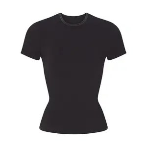 NikeSKIMS RIBBED SEAMLESS BABY TEE | OBSIDIAN